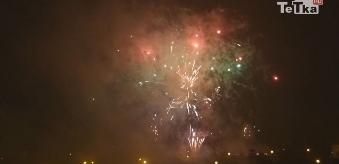 ostrożnie z fajerwerkami