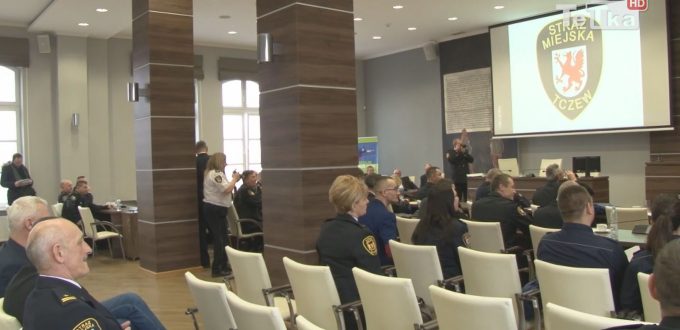 Strażnicy miejscy debatowali
