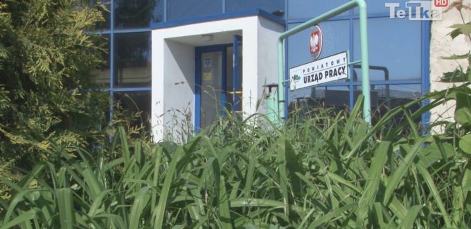 - osoby, które zakończyły edukację mogą się zarejestrować w powiatowym urzędzie pracy