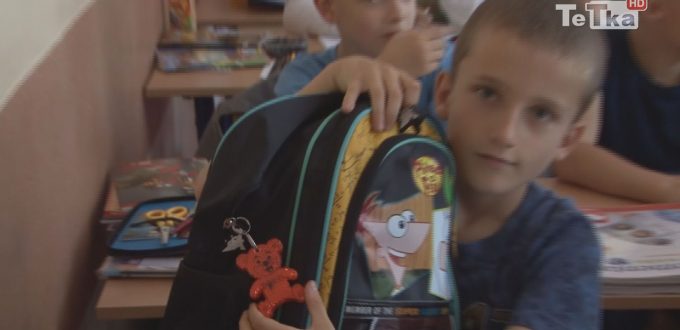 Do uczniów klas pierwszych trafi 700 odblasków