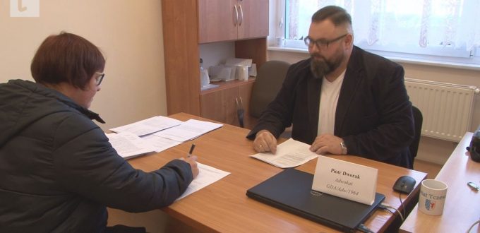 z problemem można udać się do starostwa w celu uzyskania darmowej porady prawnej i obywatelskiej