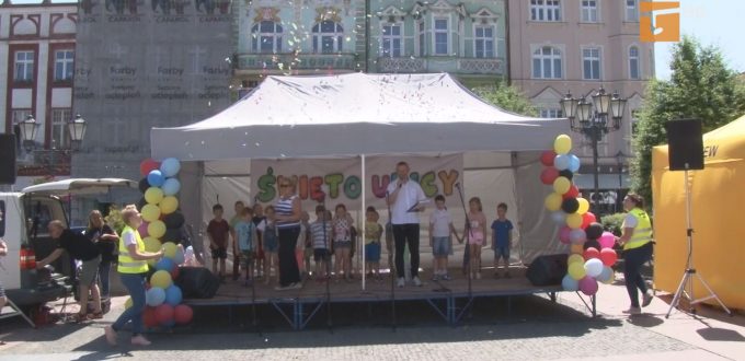 Święto ulicy przebiegło pod znakiem śpiewu i dobrej zabawy