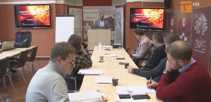 Dom Przedsiębiorcy zorganizował spotkanie na temat fotowoltaiki oraz usług druku 3D