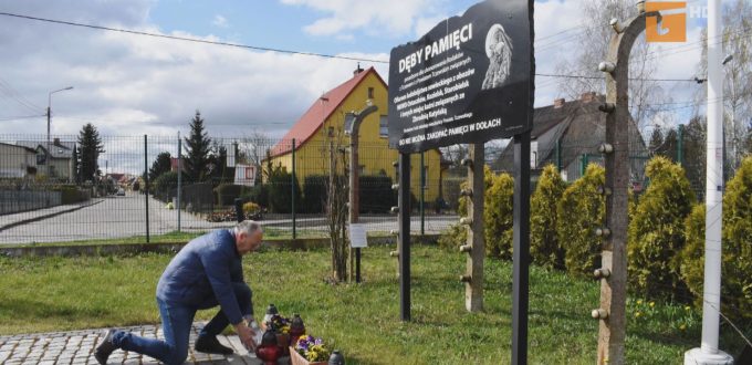 Starosta uczcił ofiary zbrodni katyńskiej