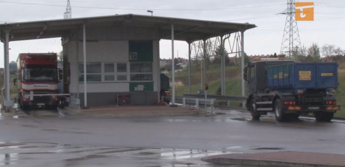 Kolejki ustawiają się do tczewskiego punktu selektywnej zbiórki odpadów