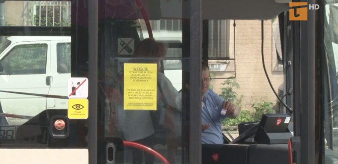Zakład Usług Komunalnych w Tczewie oraz Spółka Gryf wznowili zakup biletów jednoprzejazdowych u kierowcy autobusu