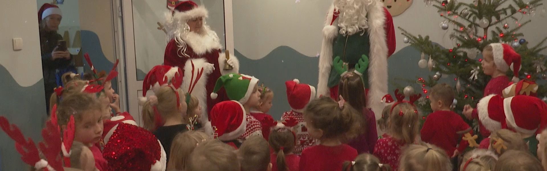 Święty Mikołaj odwiedził przedszkola