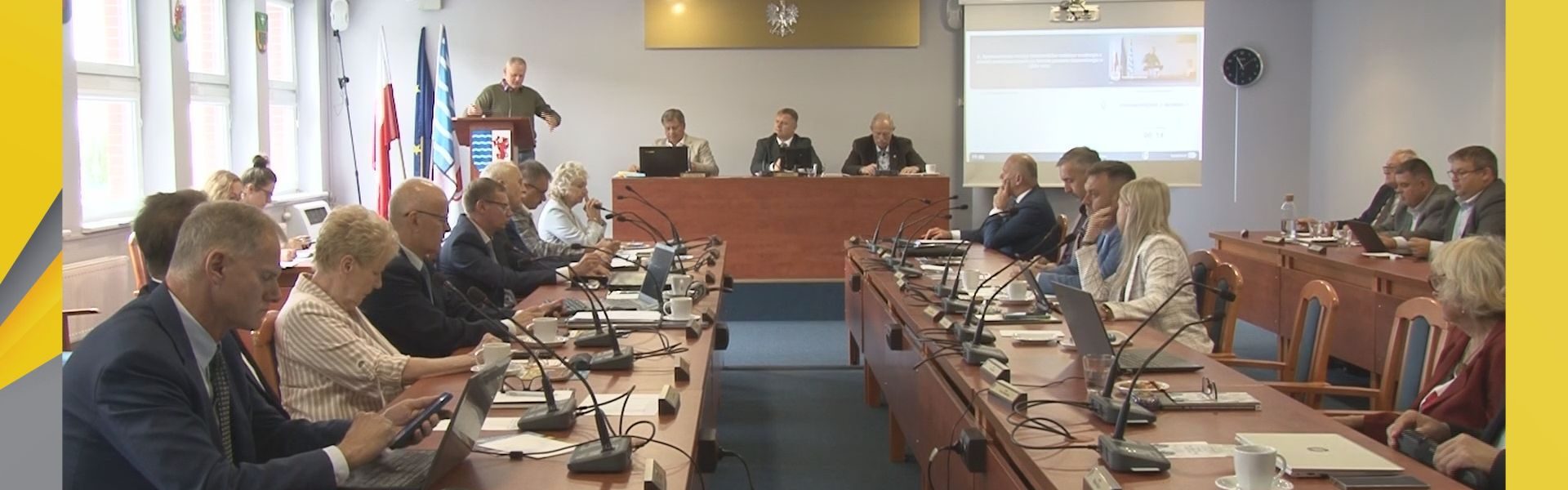 Powiatowi radni wrócili z wakacji