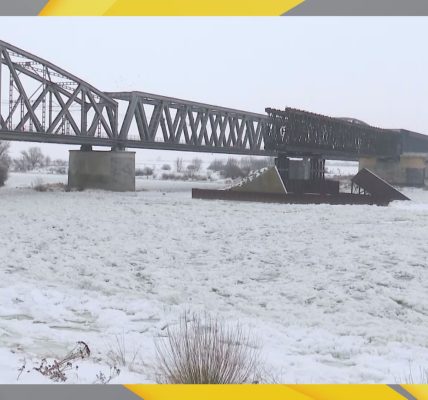 Lód wciąż zagraża Mostowi Tczewskiemu