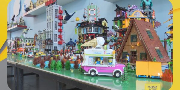 Odwiedź świat zbudowany z klocków Lego