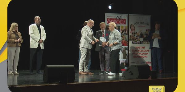 Pierwsi Tczewianie odebrali Karty Seniora