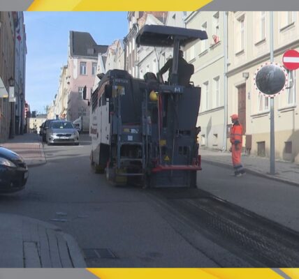 Uwaga kierowcy - trwają prace drogowe