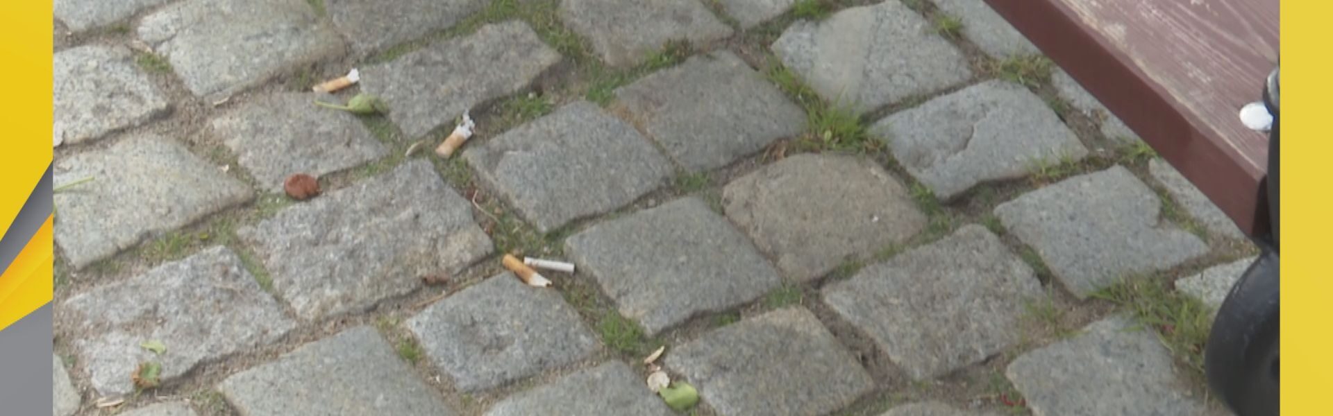 Pytają o zakaz palenia na placu Hallera